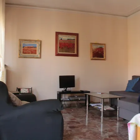 Ampio App. Per Famiglie E Gruppi Perugia